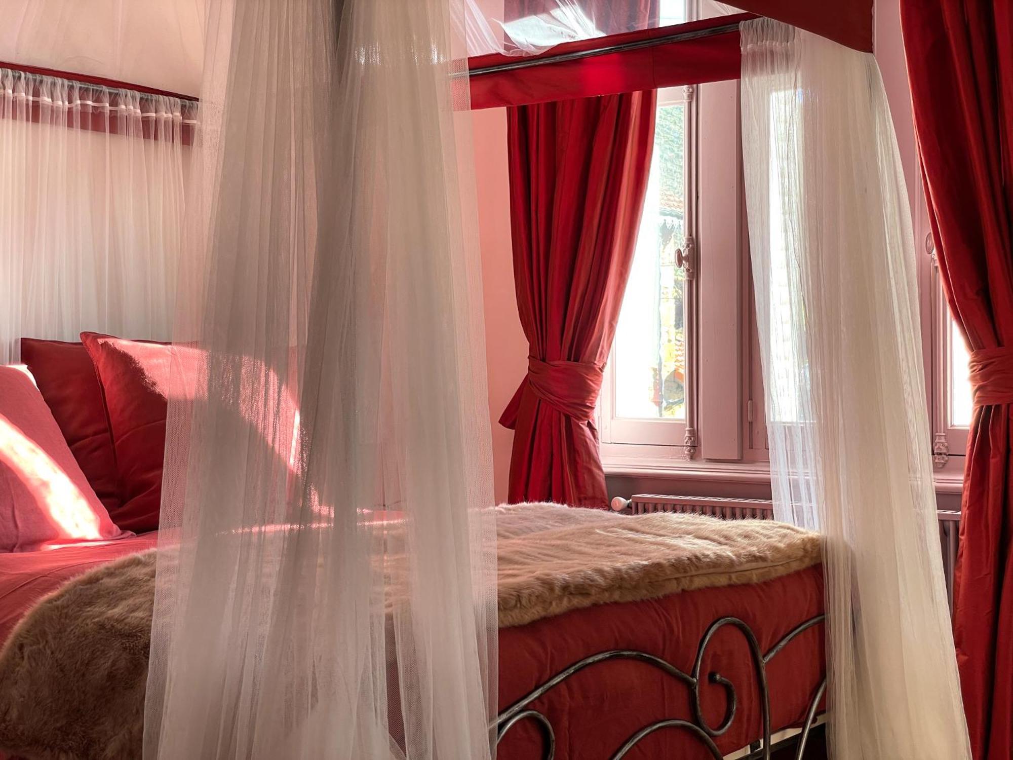 Le Clos Des Fayettes Theize Exterior photo